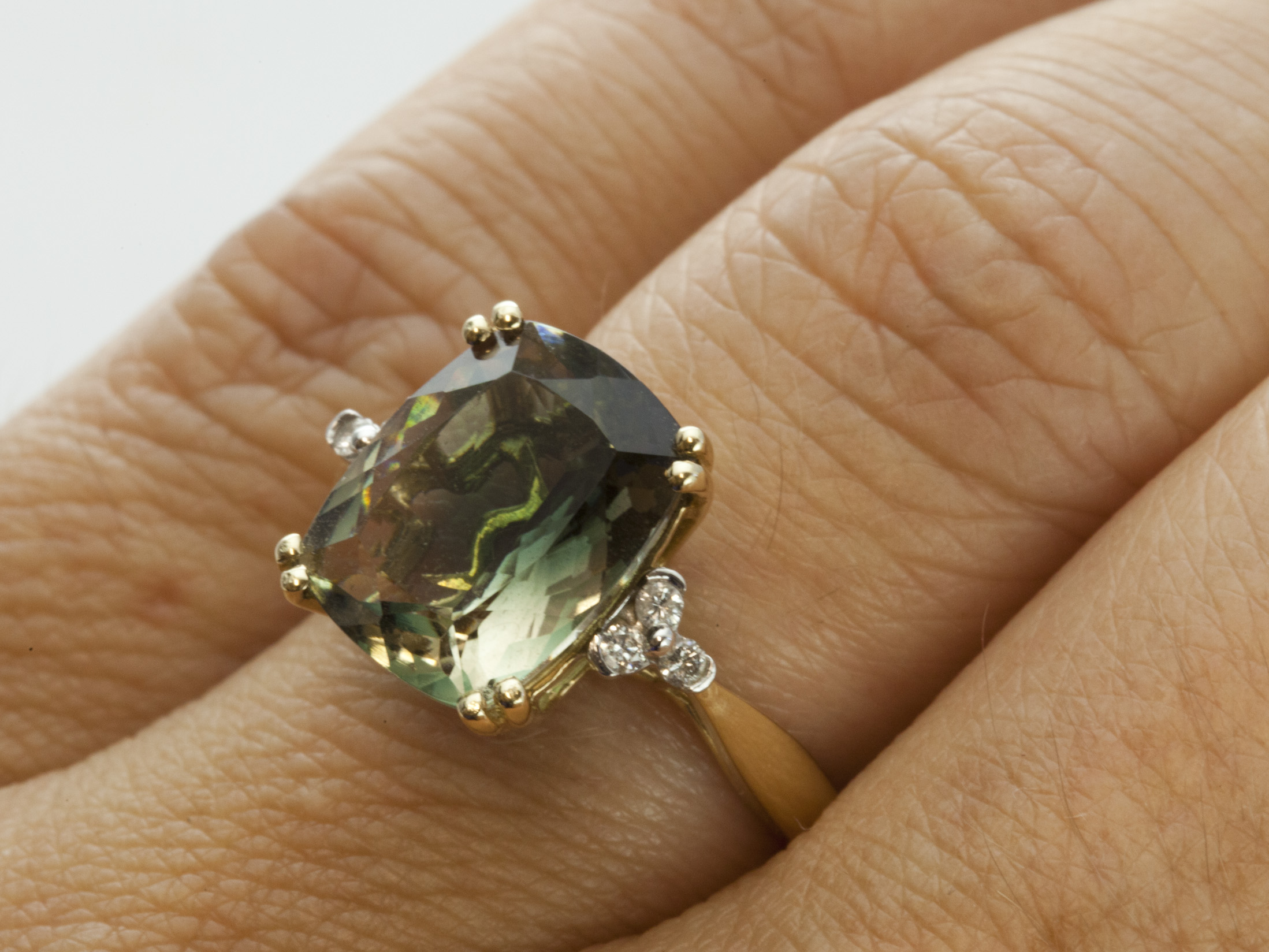4.2ct Green Sunstone, Gold Ring with Diamonds