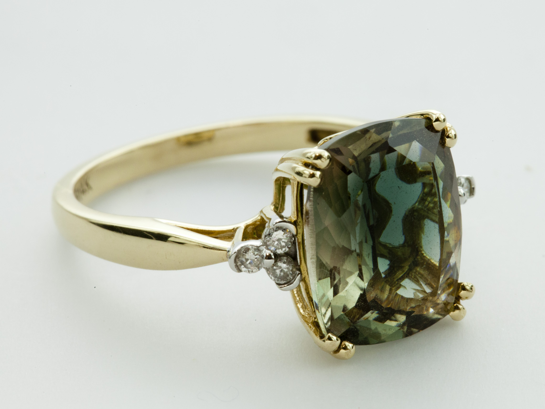 4.2ct Green Sunstone, Gold Ring with Diamonds